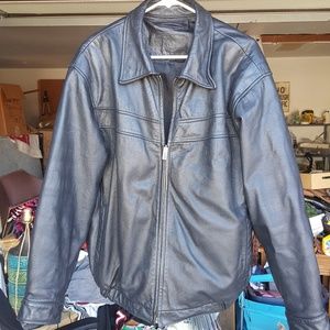 Roundtree & Yorke Large Leather Jacket